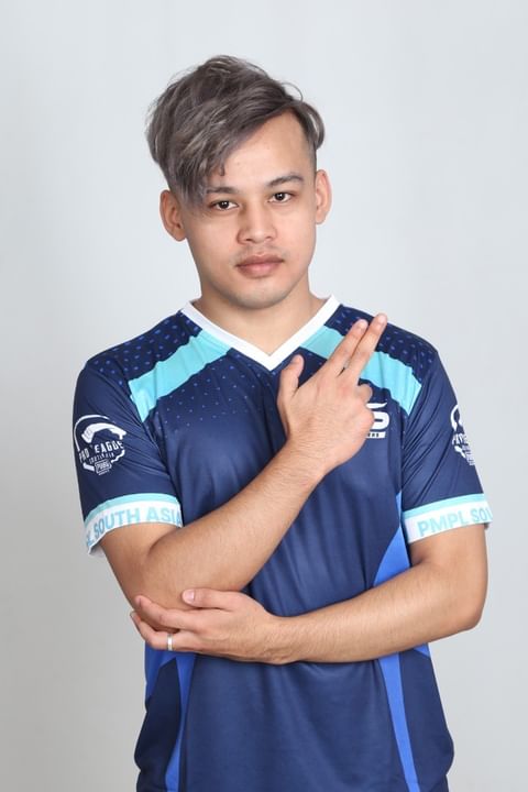 Mateusz Czajka - Team Vitality professional player