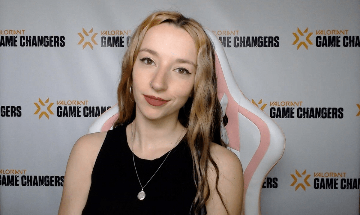 Nadia ️Thaís Spadaro -  professional player