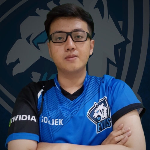 Adit Rosenda - EVOS professional player