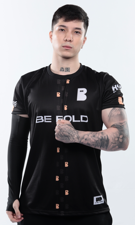 Miika Tekoniemi -  professional player