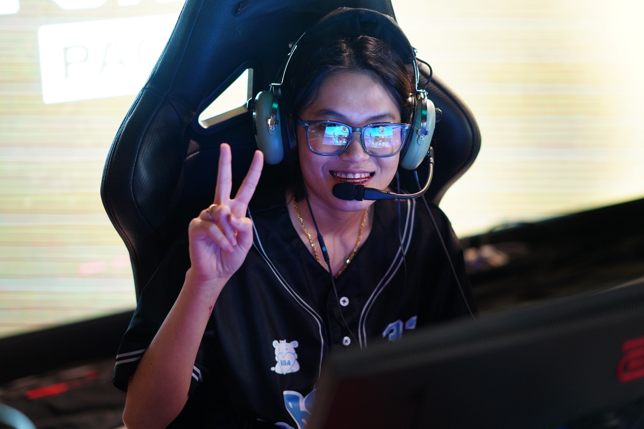 Pornlapat Wittayanan -  professional player