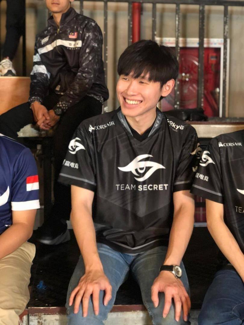 Kow Jiunn Jie - O-TWO Esports professional player