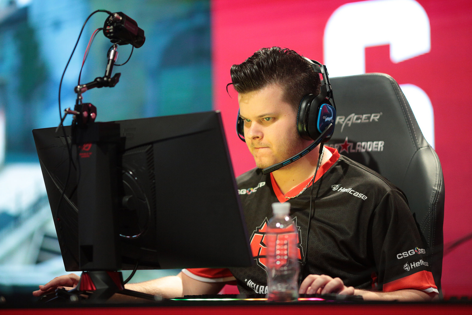 Bence Böröcz -  professional player
