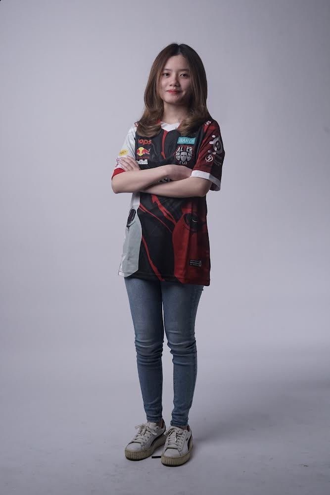 Odella Abraham - Falcons Vega professional player