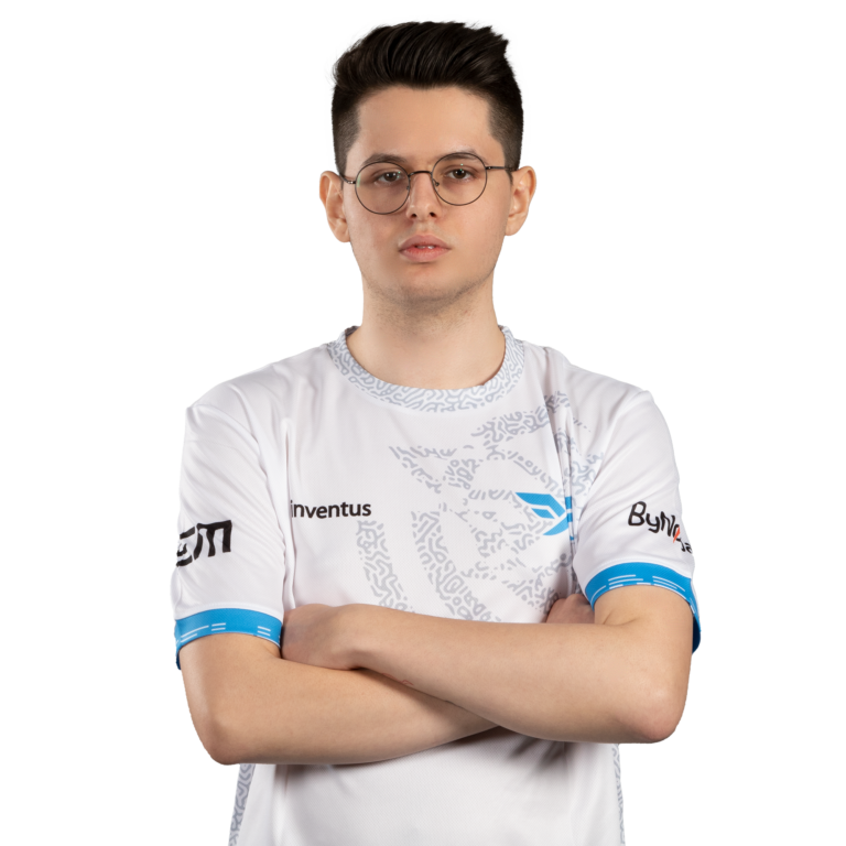 Илья Артемьев - RUKH eSports professional player